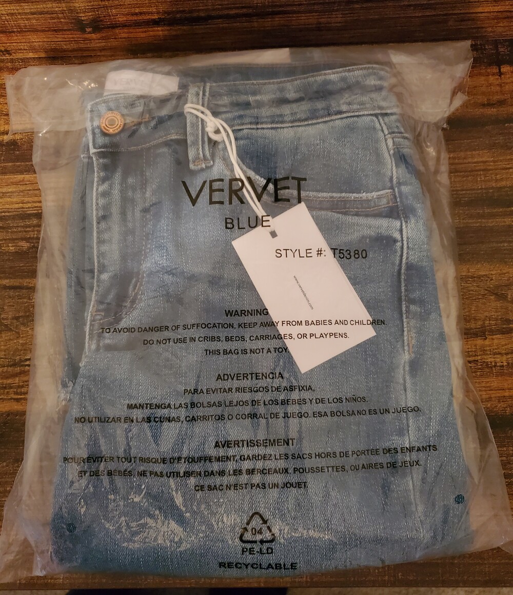 Vervet Kick Flare Jeans - Picture 2 of 2